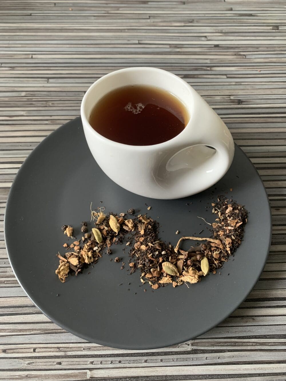 Gewürzteemischung mit schwarzem Tee Black Chai ohne Aromenzusätze teesorte gewürztee chaitee