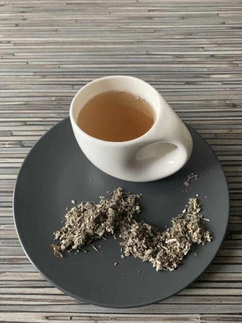 Salbeiblätter geschnitten salbeitee salbei hustentee teesorte tee