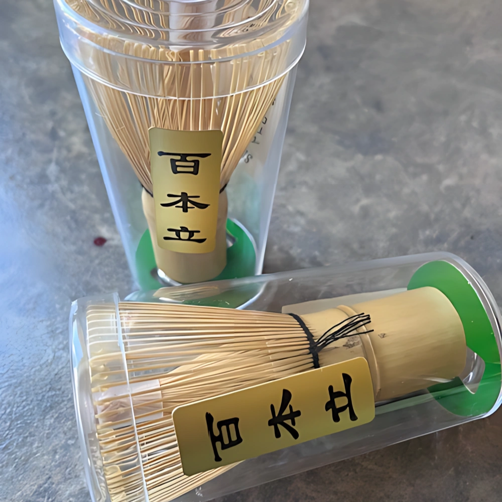 Chasen Bambusbesen in Verpackung mit Schriftzeichen
