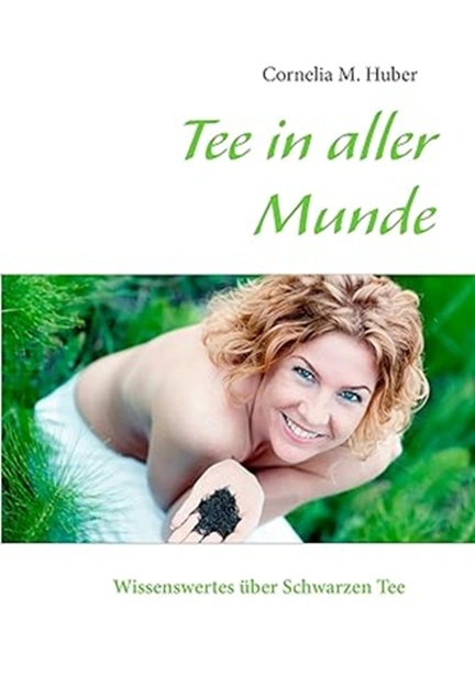 Tee in aller Munde Teebuch mit Frau am Cover