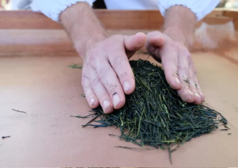 Japan Kabuse Premium Hoshino von Händen zusammengeschoben.