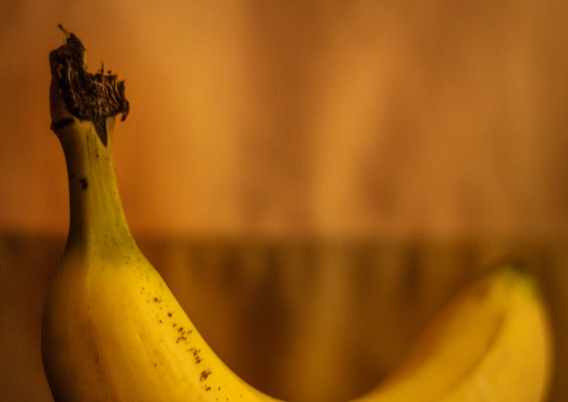 Bananen Erdbeer Drink mit reifen Bananen