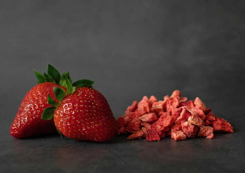 Früchtetee Erdbeer Banana Joghurt mit saftigen Erdbeere mit Orange