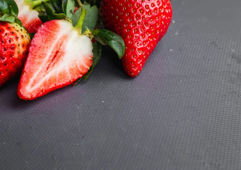 Fruchtige Erdbeeren im Rotbuschtee Erdbeer Pfeffer