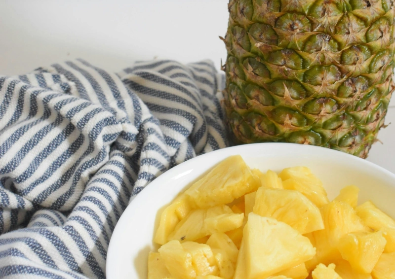 Tulsi Ananas Ingwer mit feinster Ananas 