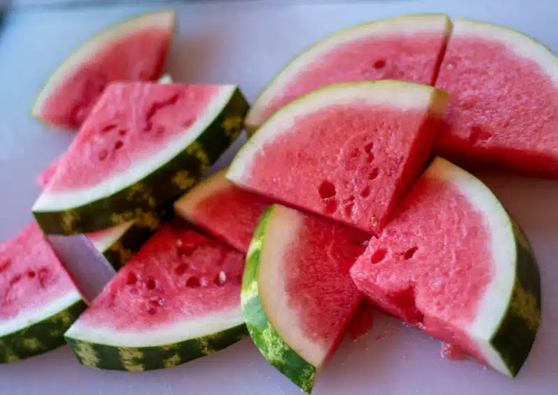 Frische Wassermelonen Stücke für den Früchtetee Melonade