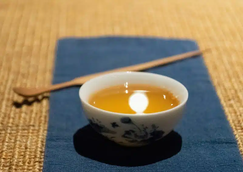 Oolong Wulong Imperial in einer Teeschale.
